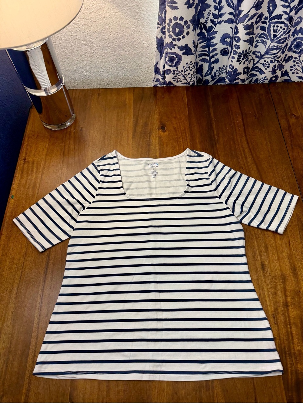 croft & barrow Navy and White Striped Scoop Neck Short Sleeve Top